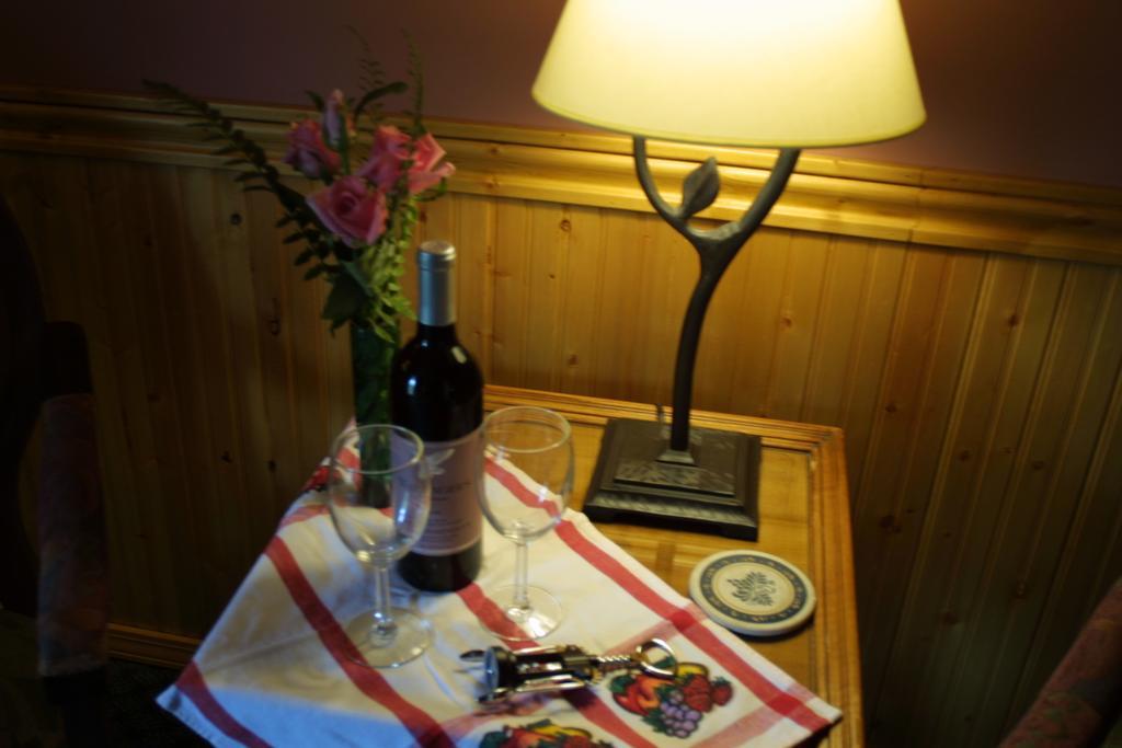 אשלנד Arden Forest Inn מראה חיצוני תמונה