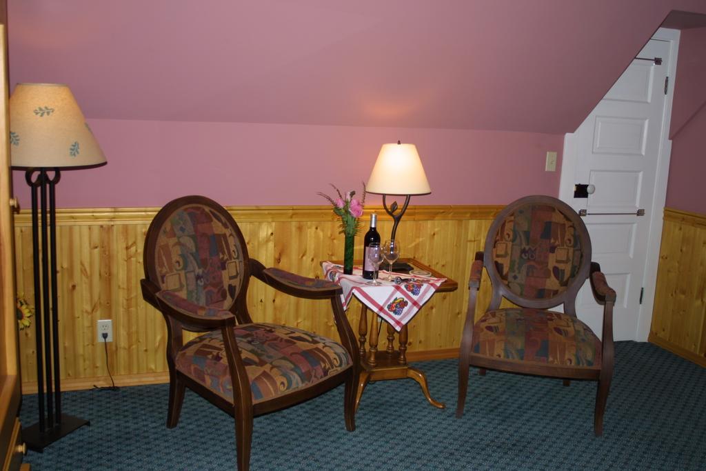 אשלנד Arden Forest Inn מראה חיצוני תמונה
